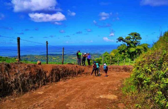 DE LAS BRISAS A CIMARRONES