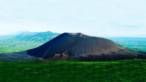 Volcanes Cerro Negro y Télica Volcanes Cerro Negro y Télica