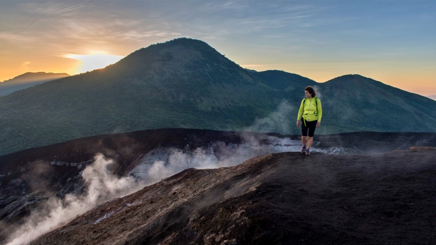 Volcán San Cristóbal Volcán San Cristóbal
